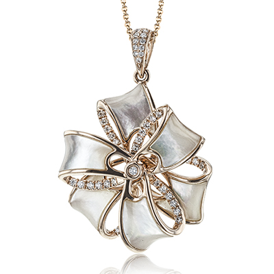 Mother Of Pearl Color Pendant EFP935