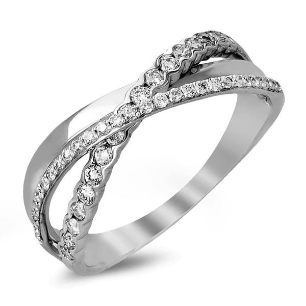 The Twisted Right Hand Ring EFR559